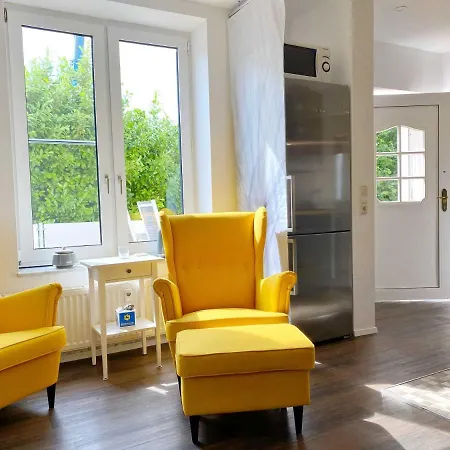 Vilm E Apartamento *