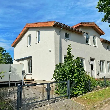 Vilm E Apartamento Gross Stresow